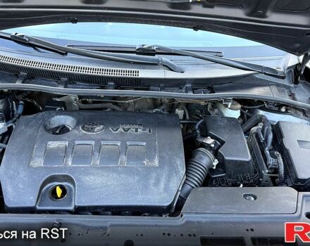 Серый Тойота Королла, объемом двигателя 1.6 л и пробегом 93 тыс. км за 9500 $, фото 6 на Automoto.ua