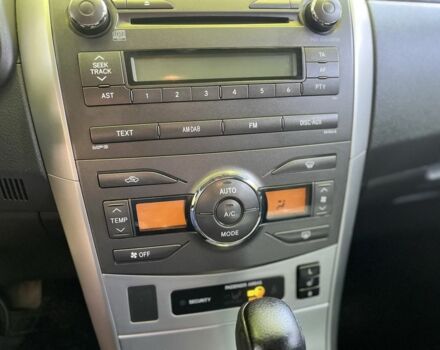 Серый Тойота Королла, объемом двигателя 1.6 л и пробегом 240 тыс. км за 9200 $, фото 20 на Automoto.ua