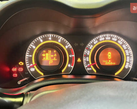 Сірий Тойота Королла, об'ємом двигуна 1.6 л та пробігом 240 тис. км за 9200 $, фото 29 на Automoto.ua