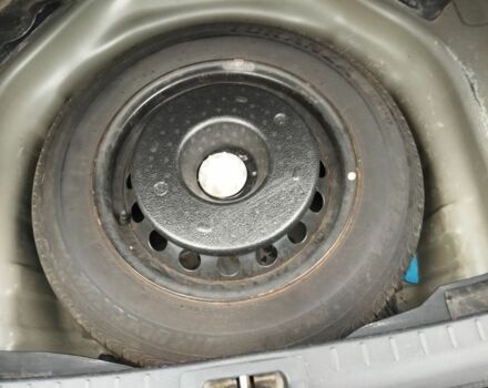 Сірий Тойота Королла, об'ємом двигуна 1.6 л та пробігом 260 тис. км за 7500 $, фото 18 на Automoto.ua