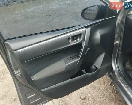 Сірий Тойота Королла, об'ємом двигуна 1.6 л та пробігом 260 тис. км за 7390 $, фото 28 на Automoto.ua