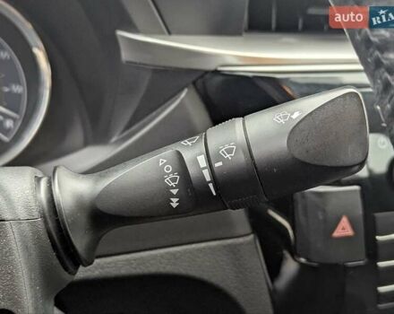 Серый Тойота Королла, объемом двигателя 1.6 л и пробегом 142 тыс. км за 12000 $, фото 29 на Automoto.ua