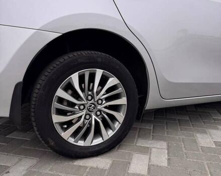 Серый Тойота Королла, объемом двигателя 1.33 л и пробегом 180 тыс. км за 9900 $, фото 11 на Automoto.ua