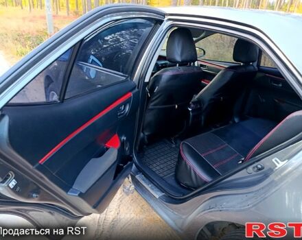 Серый Тойота Королла, объемом двигателя 1.3 л и пробегом 280 тыс. км за 8500 $, фото 5 на Automoto.ua