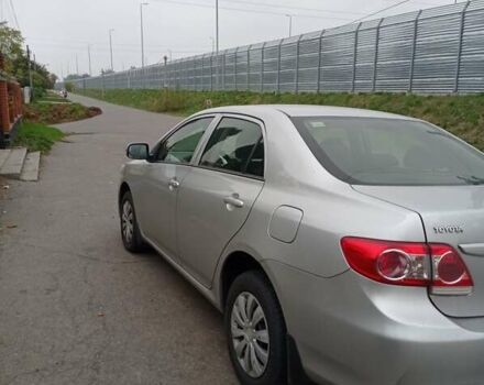 Сірий Тойота Королла, об'ємом двигуна 1.3 л та пробігом 173 тис. км за 8800 $, фото 2 на Automoto.ua