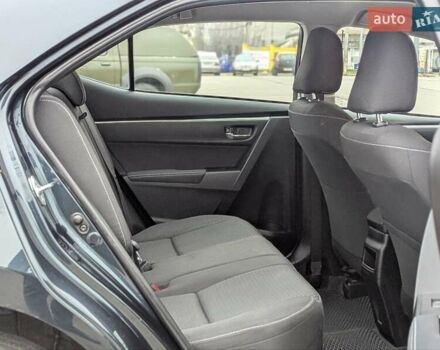 Серый Тойота Королла, объемом двигателя 1.6 л и пробегом 142 тыс. км за 12000 $, фото 20 на Automoto.ua