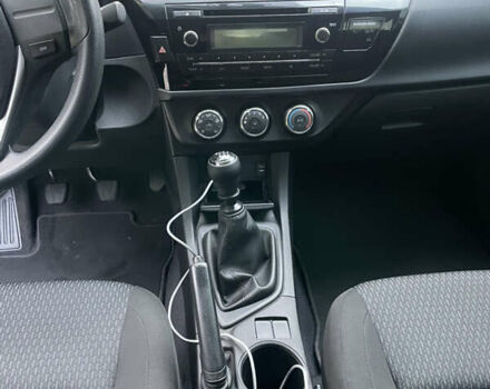 Сірий Тойота Королла, об'ємом двигуна 1.3 л та пробігом 43 тис. км за 12000 $, фото 18 на Automoto.ua