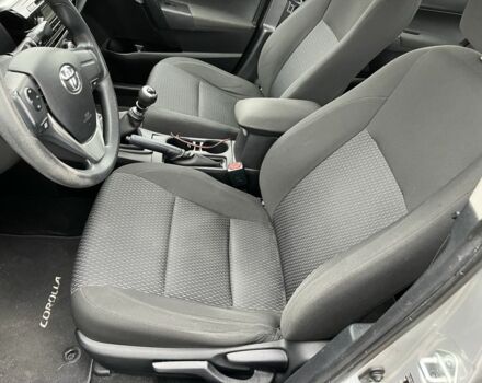 Серый Тойота Королла, объемом двигателя 1.3 л и пробегом 269 тыс. км за 7800 $, фото 7 на Automoto.ua