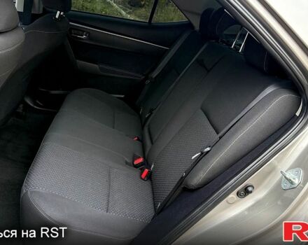 Серый Тойота Королла, объемом двигателя 1.6 л и пробегом 89 тыс. км за 12300 $, фото 11 на Automoto.ua