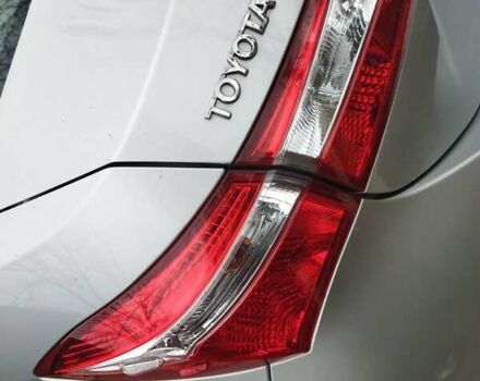 Сірий Тойота Королла, об'ємом двигуна 1.33 л та пробігом 70 тис. км за 12200 $, фото 6 на Automoto.ua