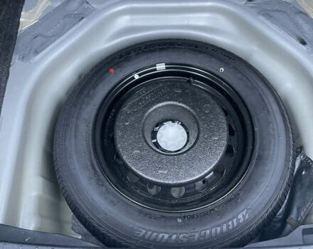 Сірий Тойота Королла, об'ємом двигуна 1.3 л та пробігом 43 тис. км за 12000 $, фото 10 на Automoto.ua