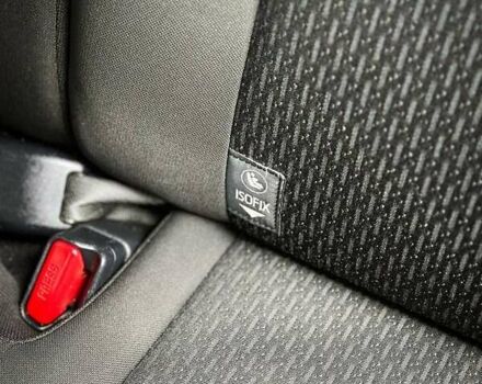 Серый Тойота Королла, объемом двигателя 1.6 л и пробегом 165 тыс. км за 11400 $, фото 23 на Automoto.ua