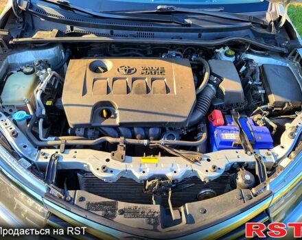 Сірий Тойота Королла, об'ємом двигуна 1.6 л та пробігом 180 тис. км за 11000 $, фото 2 на Automoto.ua