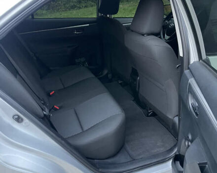 Сірий Тойота Королла, об'ємом двигуна 1.3 л та пробігом 43 тис. км за 12000 $, фото 13 на Automoto.ua