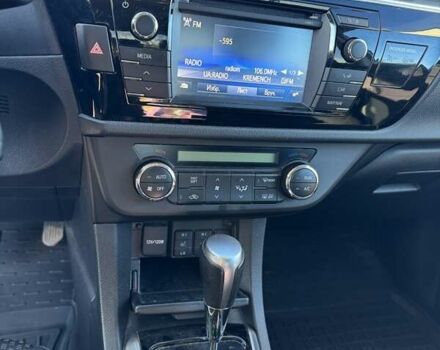 Серый Тойота Королла, объемом двигателя 1.6 л и пробегом 94 тыс. км за 14500 $, фото 2 на Automoto.ua