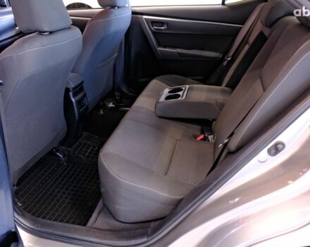 Серый Тойота Королла, объемом двигателя 1.6 л и пробегом 174 тыс. км за 11900 $, фото 5 на Automoto.ua