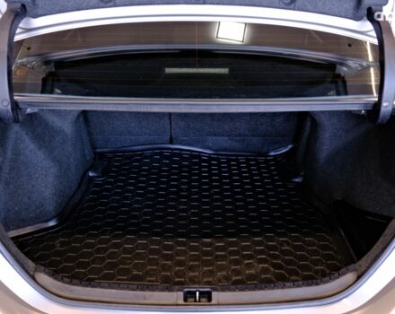 Серый Тойота Королла, объемом двигателя 1.6 л и пробегом 174 тыс. км за 11900 $, фото 6 на Automoto.ua