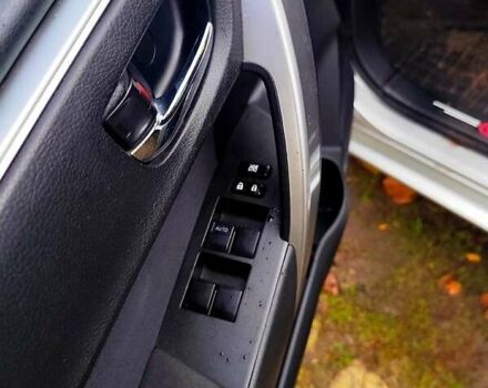 Серый Тойота Королла, объемом двигателя 1.6 л и пробегом 196 тыс. км за 11500 $, фото 3 на Automoto.ua