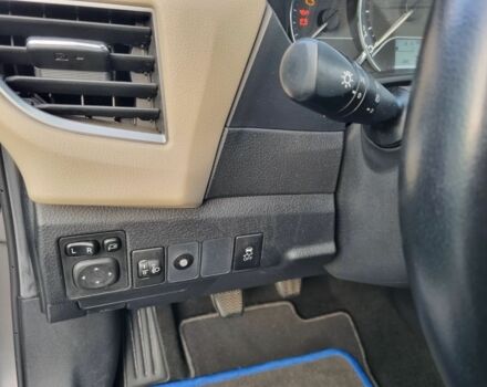 Сірий Тойота Королла, об'ємом двигуна 1.6 л та пробігом 75 тис. км за 8000 $, фото 7 на Automoto.ua