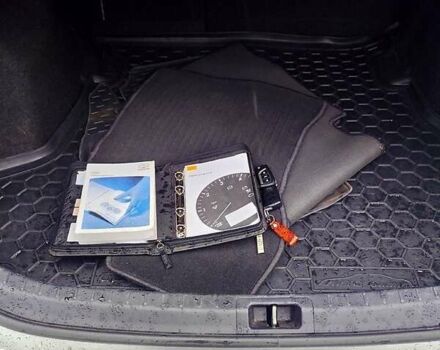 Серый Тойота Королла, объемом двигателя 1.6 л и пробегом 196 тыс. км за 11500 $, фото 8 на Automoto.ua