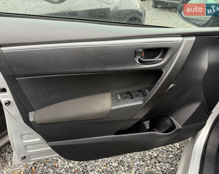 Серый Тойота Королла, объемом двигателя 1.6 л и пробегом 175 тыс. км за 11900 $, фото 21 на Automoto.ua