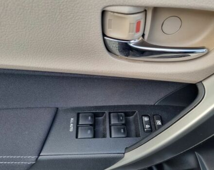 Сірий Тойота Королла, об'ємом двигуна 1.6 л та пробігом 75 тис. км за 8000 $, фото 12 на Automoto.ua