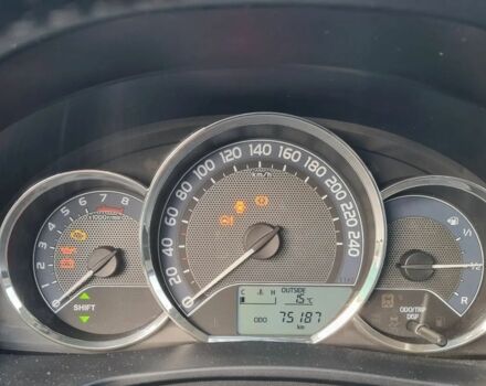 Сірий Тойота Королла, об'ємом двигуна 1.6 л та пробігом 75 тис. км за 8000 $, фото 5 на Automoto.ua