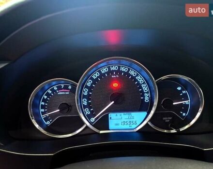 Серый Тойота Королла, объемом двигателя 1.6 л и пробегом 196 тыс. км за 11500 $, фото 4 на Automoto.ua