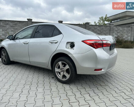 Серый Тойота Королла, объемом двигателя 0 л и пробегом 154 тыс. км за 9999 $, фото 2 на Automoto.ua