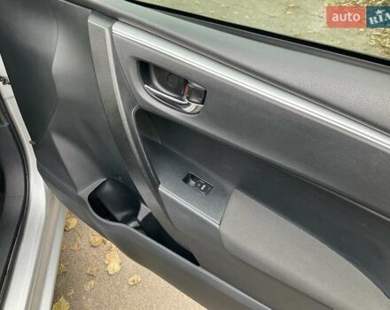 Серый Тойота Королла, объемом двигателя 1.6 л и пробегом 113 тыс. км за 12900 $, фото 14 на Automoto.ua
