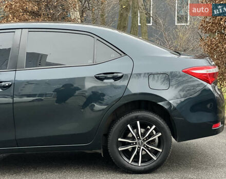 Серый Тойота Королла, объемом двигателя 1.6 л и пробегом 155 тыс. км за 10700 $, фото 24 на Automoto.ua