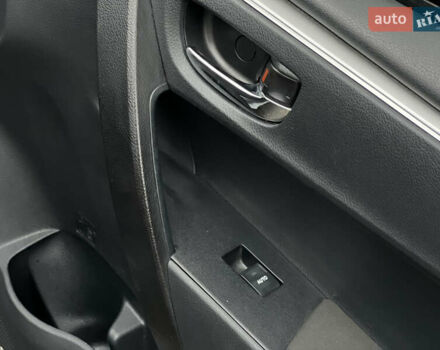 Серый Тойота Королла, объемом двигателя 1.6 л и пробегом 155 тыс. км за 10700 $, фото 49 на Automoto.ua