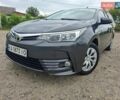 Серый Тойота Королла, объемом двигателя 1.6 л и пробегом 190 тыс. км за 12700 $, фото 1 на Automoto.ua