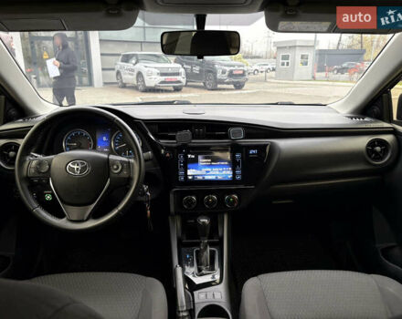 Серый Тойота Королла, объемом двигателя 1.6 л и пробегом 191 тыс. км за 13500 $, фото 15 на Automoto.ua