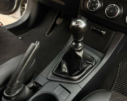 Серый Тойота Королла, объемом двигателя 1.6 л и пробегом 300 тыс. км за 9200 $, фото 13 на Automoto.ua