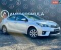 Сірий Тойота Королла, об'ємом двигуна 1.6 л та пробігом 174 тис. км за 13290 $, фото 1 на Automoto.ua