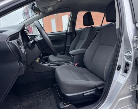 Сірий Тойота Королла, об'ємом двигуна 1.6 л та пробігом 242 тис. км за 10500 $, фото 19 на Automoto.ua