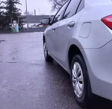 Серый Тойота Королла, объемом двигателя 1.33 л и пробегом 133 тыс. км за 10900 $, фото 3 на Automoto.ua