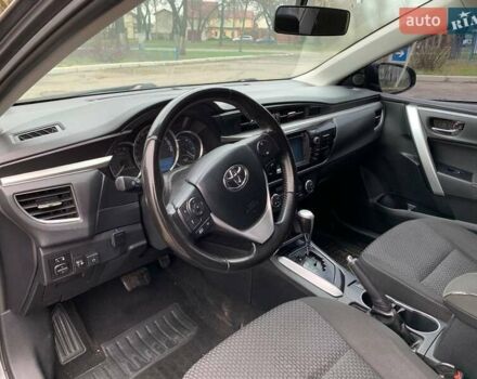 Серый Тойота Королла, объемом двигателя 1.6 л и пробегом 185 тыс. км за 10999 $, фото 9 на Automoto.ua