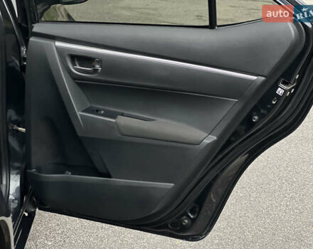 Серый Тойота Королла, объемом двигателя 1.6 л и пробегом 155 тыс. км за 10700 $, фото 45 на Automoto.ua