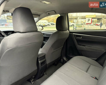 Серый Тойота Королла, объемом двигателя 1.6 л и пробегом 191 тыс. км за 13500 $, фото 16 на Automoto.ua