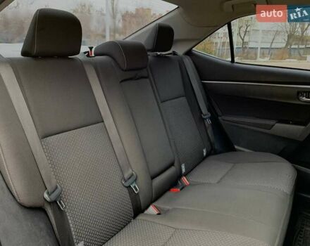 Серый Тойота Королла, объемом двигателя 1.6 л и пробегом 185 тыс. км за 10999 $, фото 13 на Automoto.ua