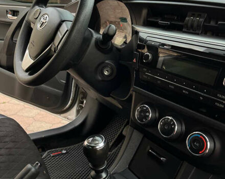 Серый Тойота Королла, объемом двигателя 1.6 л и пробегом 300 тыс. км за 9200 $, фото 12 на Automoto.ua