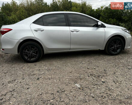 Серый Тойота Королла, объемом двигателя 1.6 л и пробегом 300 тыс. км за 9200 $, фото 6 на Automoto.ua