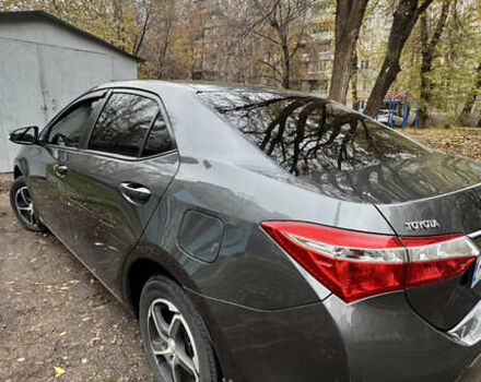 Серый Тойота Королла, объемом двигателя 1.59 л и пробегом 110 тыс. км за 12300 $, фото 2 на Automoto.ua