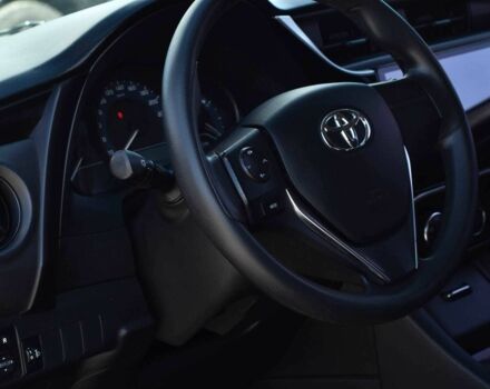 Тойота Королла 2017 в Кривом Роге на Automoto.ua Серый Тойота Королла, объемом двигателя 1.3 л и пробегом 94 тыс. км за 11500 $, фото 6 на Automoto.ua