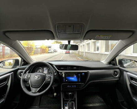 Тойота Королла 2017 в Каменце-Подольском на Automoto.ua Серый Тойота Королла, объемом двигателя 1.6 л и пробегом 112 тыс. км за 14800 $, фото 20 на Automoto.ua