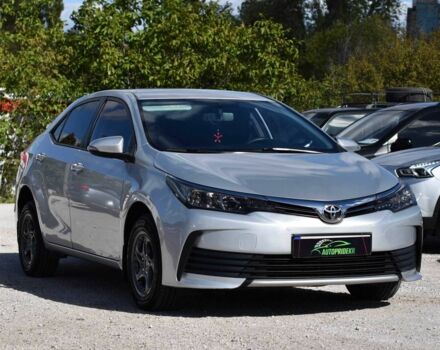 Тойота Королла 2017 в Кривом Роге на Automoto.ua Серый Тойота Королла, объемом двигателя 1.3 л и пробегом 94 тыс. км за 11500 $, фото 1 на Automoto.ua