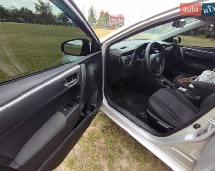 Сірий Тойота Королла, об'ємом двигуна 1.6 л та пробігом 242 тис. км за 13599 $, фото 6 на Automoto.ua