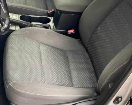 Сірий Тойота Королла, об'ємом двигуна 1.6 л та пробігом 96 тис. км за 14790 $, фото 11 на Automoto.ua